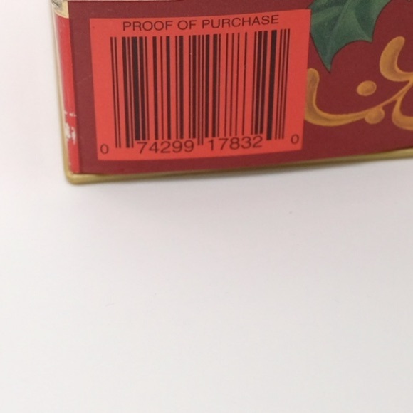 BARBIE HAPPY HOLIDAYS 1997 Special Edition 10th Anniversary 5th in Series Rare - Picture 4 of 16